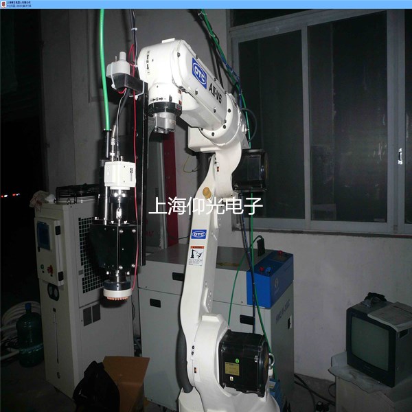 上海工�I�C器人高�r收�上�T回收
